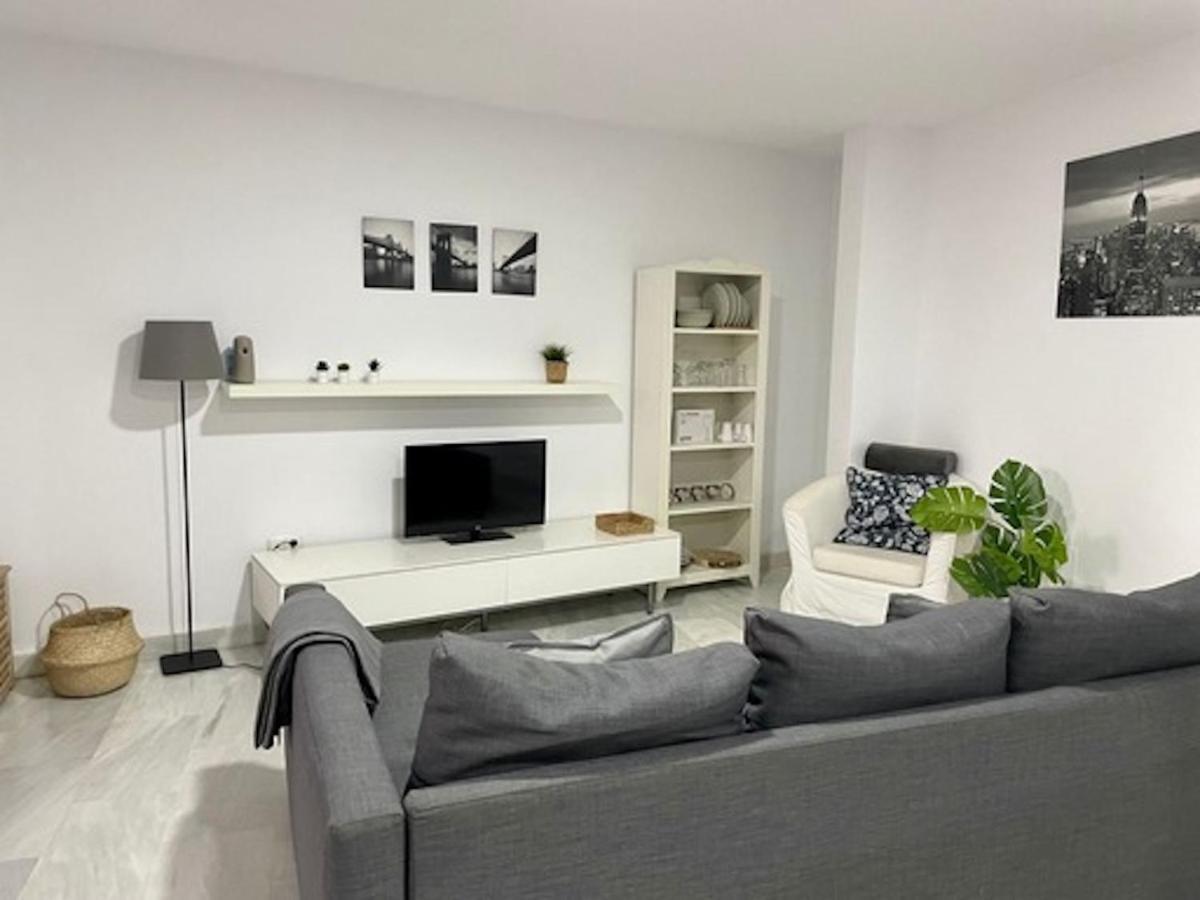 Holidays2Malaga Jinetes Junto Casco Historico & Parking Appartamento Esterno foto