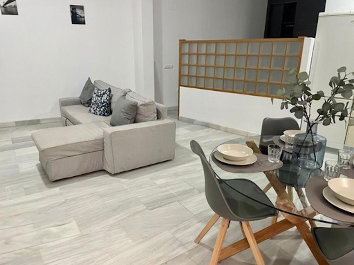 Holidays2Malaga Jinetes Junto Casco Historico & Parking Appartamento Esterno foto